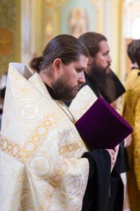 Всенощное бдение в Покровском храме Саратова