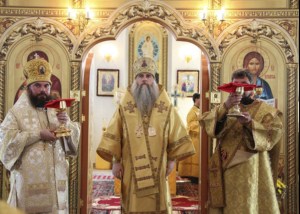 Божественная Литургия в храме святых первоверховных апостолов Петра и Павла г.Красноармейска