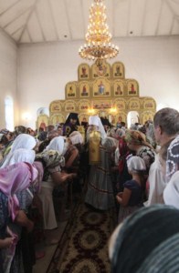 Божественная Литургия в храме святых первоверховных апостолов Петра и Павла г.Красноармейска