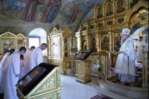 Крещальная Литургия в Свято-Троицком соборе г. Саратова