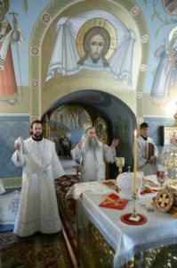 Крещальная Литургия в Свято-Троицком соборе г. Саратова