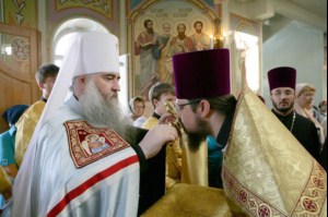 Божественная литургия в храме в честь Всех Святых, в земле Российской Просиявших г.Саратова