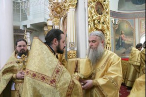 Божественная литургия в храме в честь Всех Святых, в земле Российской Просиявших г.Саратова