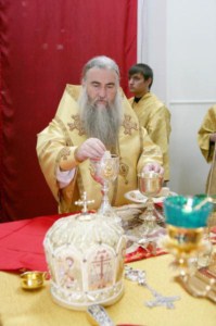 Божественная литургия в храме в честь Всех Святых, в земле Российской Просиявших г.Саратова