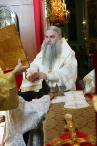 Божественная литургия в Духосошественском кафедральном соборе г.Саратова