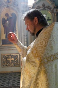 Божественная литургия в Духосошественском кафедральном соборе г.Саратова