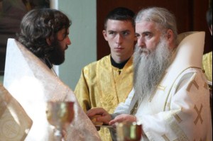 Божественная литургия в Духосошественском кафедральном соборе г.Саратова