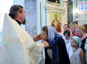 Божественная литургия в Духосошественском кафедральном соборе г.Саратова