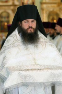 Божественная литургия в Покровском храме Саратова