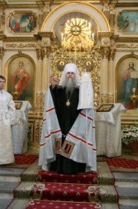 Божественная литургия в Покровском храме Саратова