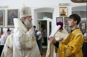 Божественная литургия в храме во имя cвятителя Митрофана Воронежского города Саратова