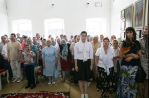 Божественная литургия в храме во имя cвятителя Митрофана Воронежского города Саратова