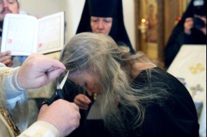 Божественная литургия в Свято-Алексиевском женском монастыре Саратова