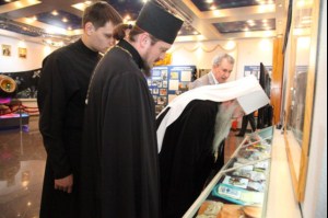 Митрополит Лонгин принял участие в обсуждении предстоящего празднования 70-летия Победы в Великой Отечественной войне