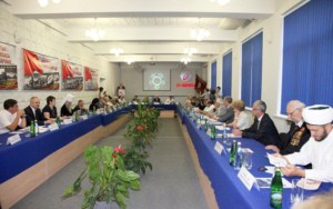 Митрополит Лонгин принял участие в обсуждении предстоящего празднования 70-летия Победы в Великой Отечественной войне