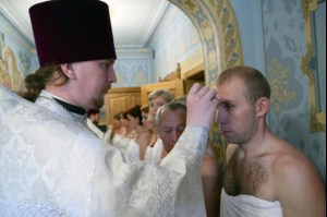 Крещальная Литургия в Свято-Троицком соборе Саратова