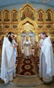 Крещальная Литургия в Свято-Троицком соборе Саратова