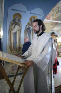 Крещальная Литургия в Свято-Троицком соборе Саратова