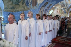 Крещальная Литургия в Свято-Троицком соборе Саратова