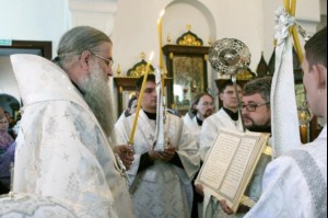 Всенощное бдение в храме в честь иконы Божией Матери «Утоли моя печали» Саратова