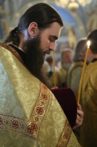 Всенощное бдение в Свято-Троицком соборе Саратова