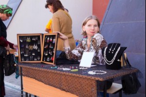 Шестая благотворительная ярмарка в Троицком соборе
