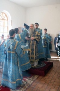 Божественная литургия в храме в честь Успения Пресвятой Богородицы п. Возрождение Хвалынского района