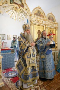Божественная литургия в храме в честь Успения Пресвятой Богородицы п. Возрождение Хвалынского района