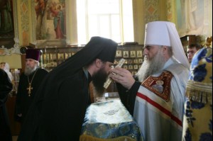Всенощное бдение в Покровском храме Саратова