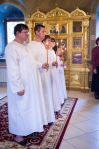 Крещальная Литургия в Свято-Троицком соборе Саратова