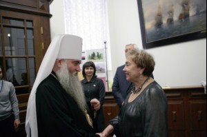 Владыка Лонгин принял участие в презентации выставки «Династия Романовых в портретах и реликвиях»