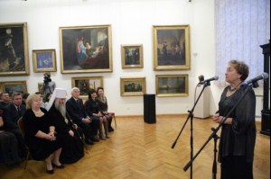 Владыка Лонгин принял участие в презентации выставки «Династия Романовых в портретах и реликвиях»