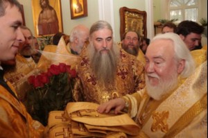 Митрополит Лонгин принял участие в торжествах по случаю 70-летия Митрополита Симбирского и Новоспасского Прокла