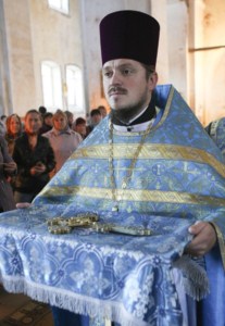 Божественная литургия в Покровском храме с.Сокур Татищевского района
