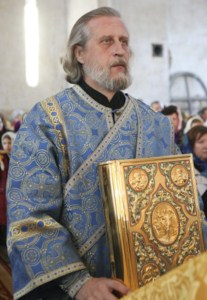 Божественная литургия в Покровском храме с.Сокур Татищевского района