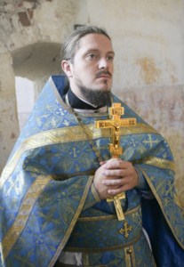 Божественная литургия в Покровском храме с.Сокур Татищевского района