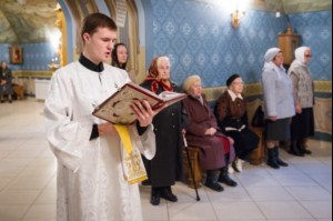 Крещальная Литургия в Свято-Троицком соборе Саратова