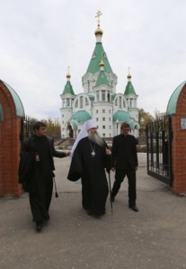 Божественная литургия в храме в честь Всех Святых, в земле Российской Просиявших г.Саратова