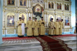 Всенощное бдение в Духосошественском кафедральном соборе Саратова