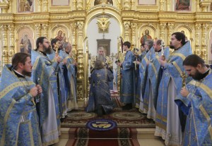 Божественная литургия в храме в честь Казанской иконы Божией Матери Саратова
