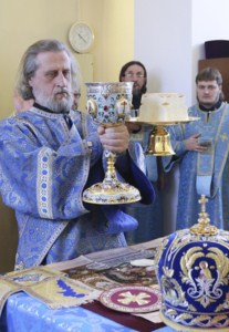 Божественная литургия в храме в честь Казанской иконы Божией Матери Саратова
