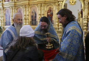 Божественная литургия в храме в честь Казанской иконы Божией Матери Саратова