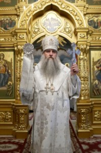 Крещальная литургия в Свято-Троицком соборе Саратова