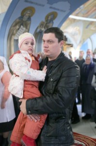 Крещальная литургия в Свято-Троицком соборе Саратова