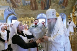Крещальная литургия в Свято-Троицком соборе Саратова
