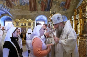 Крещальная литургия в Свято-Троицком соборе Саратова