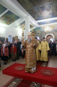 Божественная литургия в храме в честь Покрова Божией Матери г.Покровска (Энгельса)