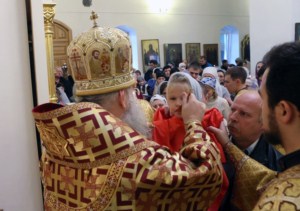 Божественная литургия в храме в честь Покрова Божией Матери г.Покровска (Энгельса)