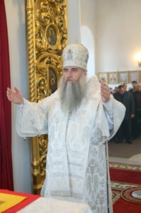 Божественная литургия в храме Архангела Михаила села Михайловка Саратовского района