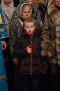 В Саратов принесены мощи святителя Спиридона Тримифунтского и святителя Луки, архиепископа Крымского